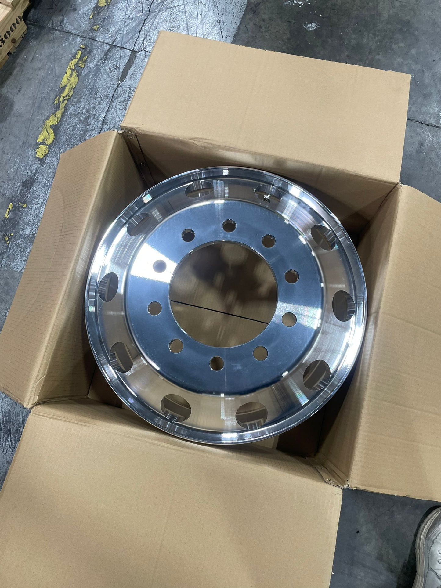 ALUMINUM RIMS 8.25X22.5